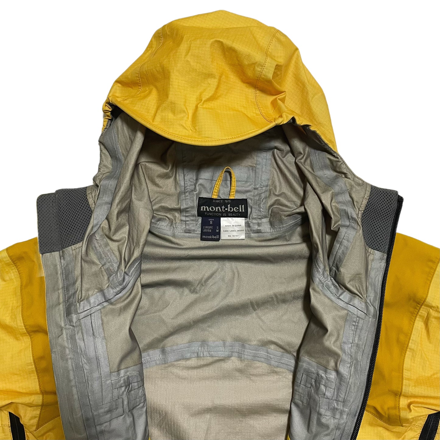 mont-bell Dyna Action Parka